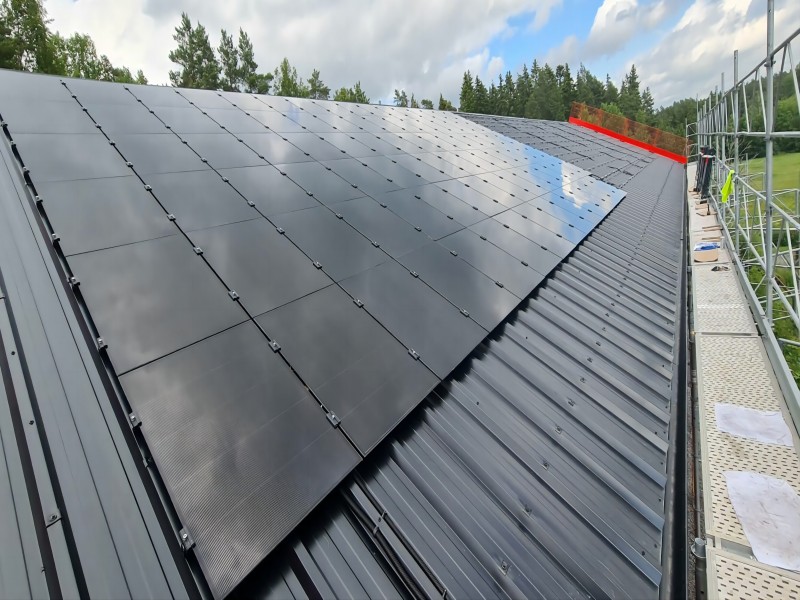 285-kW-Solarlösung auf dem Dach